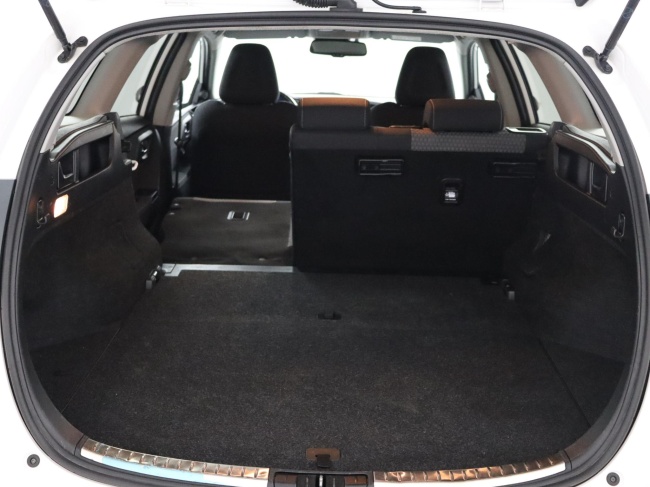 Toyota Auris Touring Sports - 1.8 Hybrid Dynamic Go