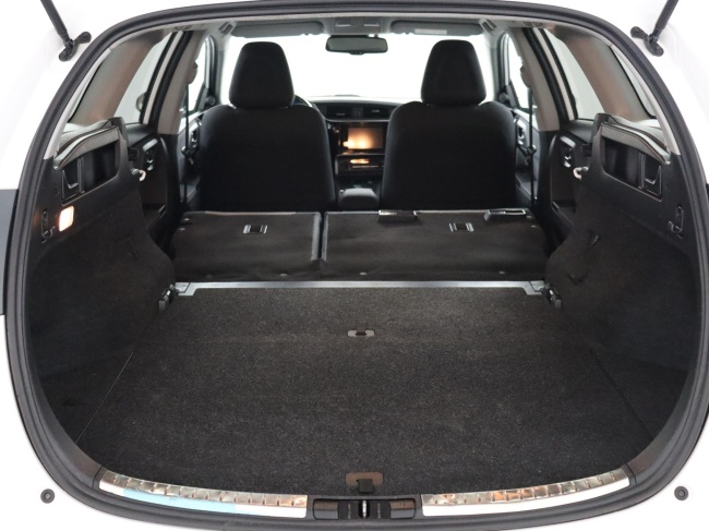 Toyota Auris Touring Sports - 1.8 Hybrid Dynamic Go