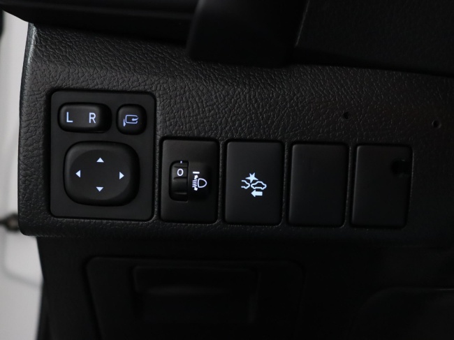 Toyota Auris Touring Sports - 1.8 Hybrid Dynamic Go