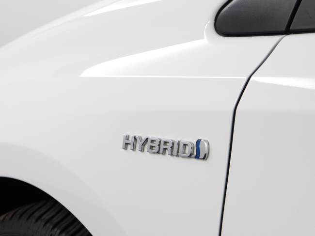 Toyota Auris Touring Sports - 1.8 Hybrid Dynamic Go