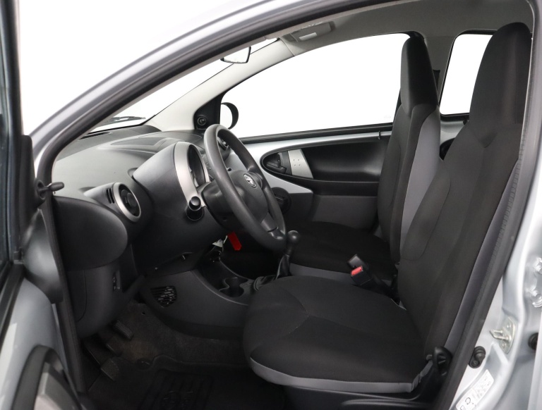 Toyota Aygo - 1.0 VVT-i Comfort 14