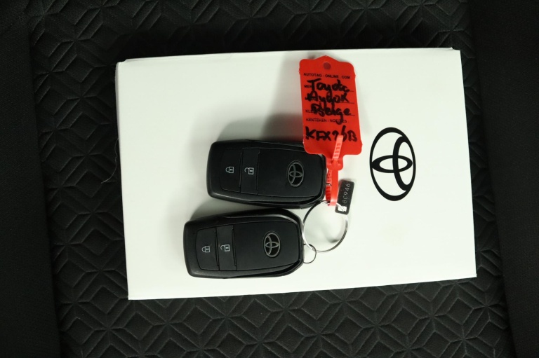 Toyota Aygo X - 1.0 VVT-i S-CVT Envy 11