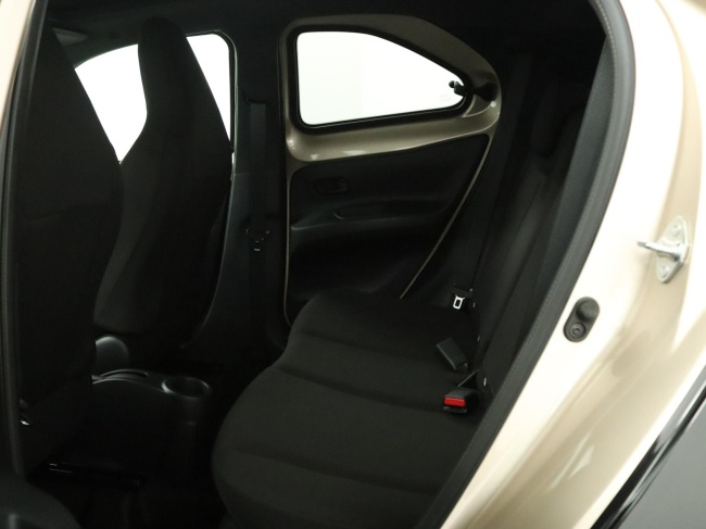 Toyota Aygo X - 1.0 VVT-i S-CVT Envy