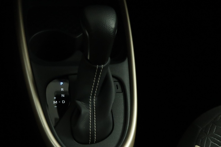Toyota Aygo X - 1.0 VVT-i S-CVT Envy 27