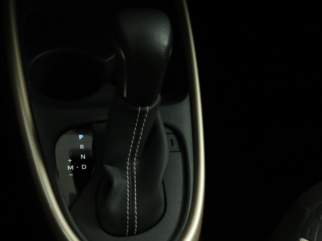 Toyota Aygo X - 1.0 VVT-i S-CVT Envy
