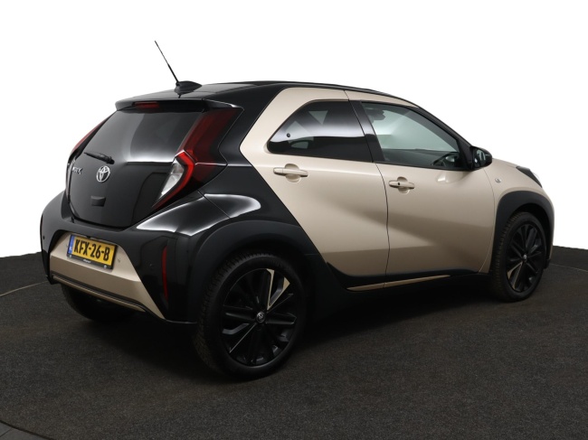 Toyota Aygo X - 1.0 VVT-i S-CVT Envy