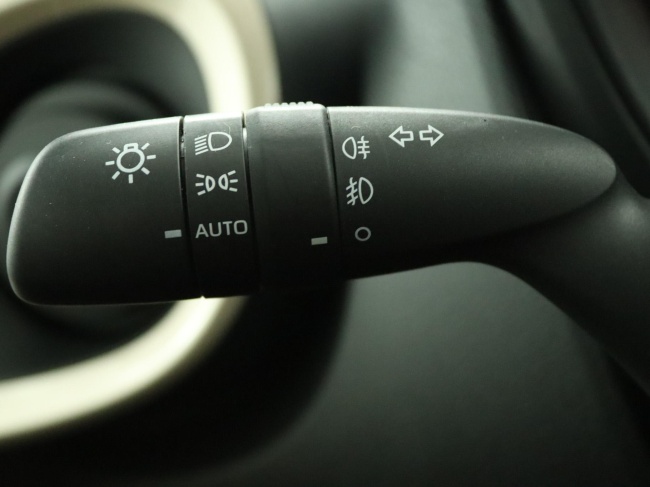 Toyota Aygo X - 1.0 VVT-i S-CVT Envy