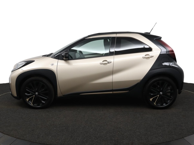Toyota Aygo X - 1.0 VVT-i S-CVT Envy
