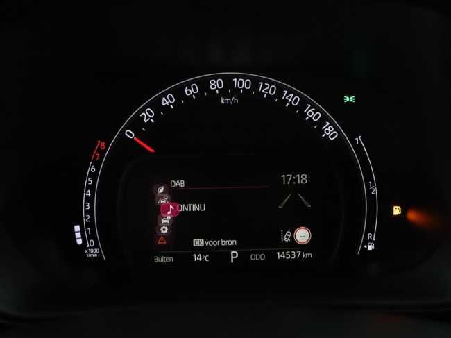 Toyota Aygo X - 1.0 VVT-i S-CVT Envy
