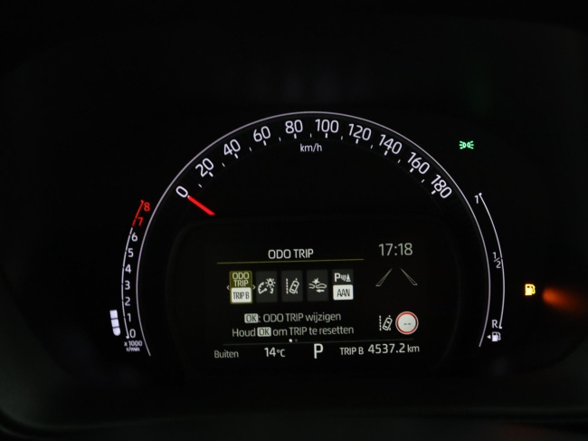 Toyota Aygo X - 1.0 VVT-i S-CVT Envy