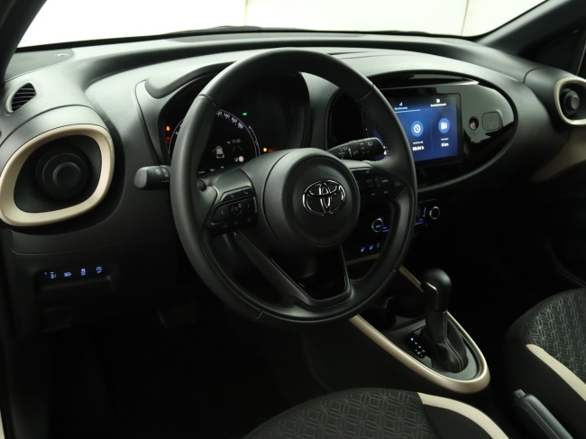 Toyota Aygo X - 1.0 VVT-i S-CVT Envy