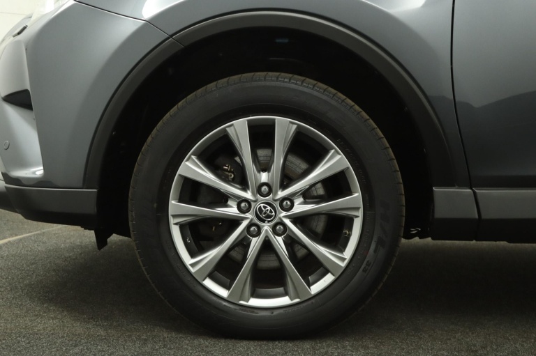 Toyota RAV4 - 2.5 Hybrid AWD Style 38