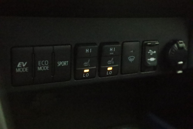 Toyota RAV4 - 2.5 Hybrid AWD Style 68