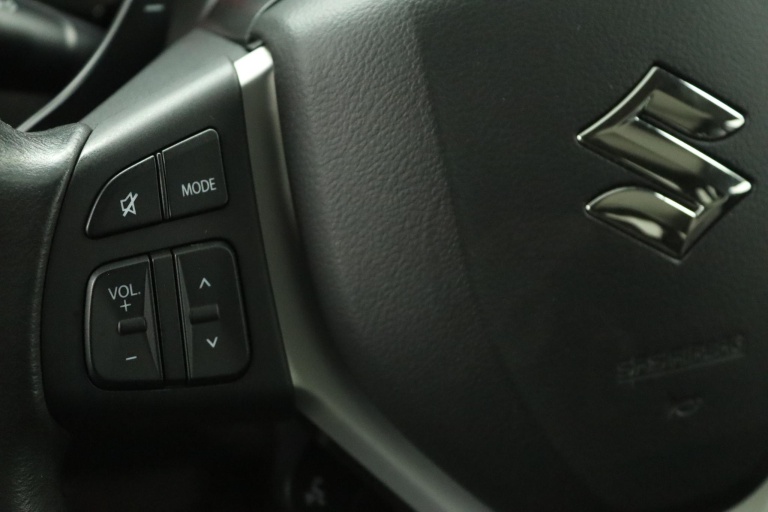 Suzuki Vitara - 1.5 Hybrid Style AllGrip 18