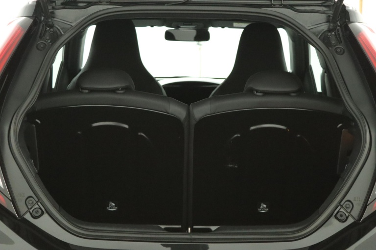 Toyota Aygo X - 1.0 VVT-i S-CVT Premium 24