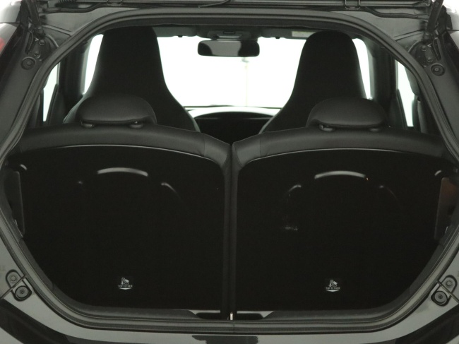 Toyota Aygo X - 1.0 VVT-i S-CVT Premium