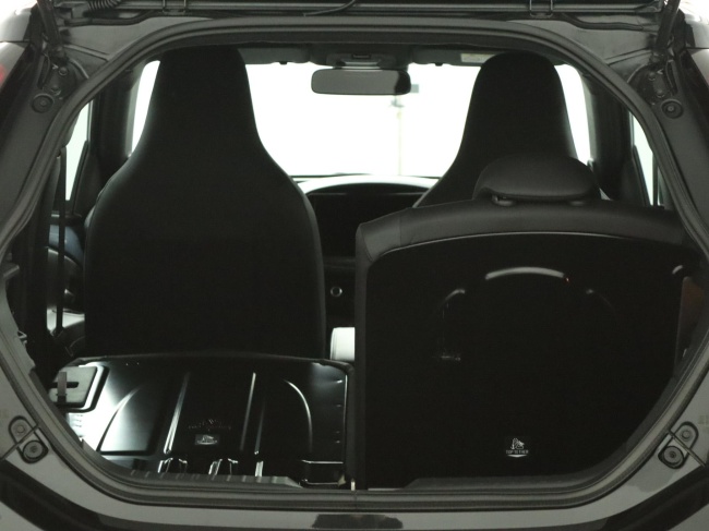 Toyota Aygo X - 1.0 VVT-i S-CVT Premium