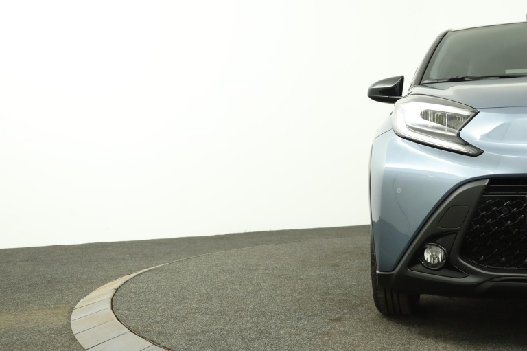 Toyota Aygo X - 1.0 VVT-i S-CVT Premium 36