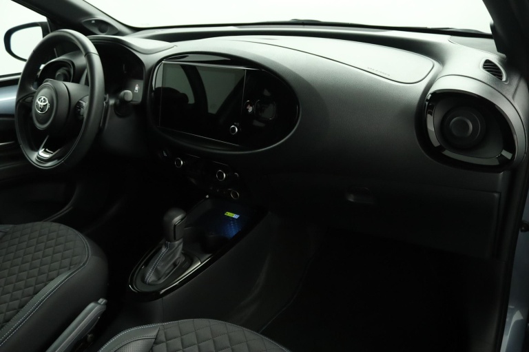Toyota Aygo X - 1.0 VVT-i S-CVT Premium 43