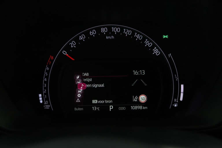Toyota Aygo X - 1.0 VVT-i S-CVT Premium 50