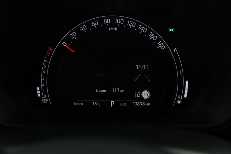 Toyota Aygo X - 1.0 VVT-i S-CVT Premium 6