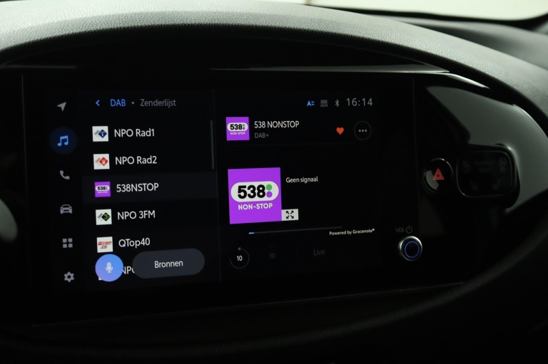 Toyota Aygo X - 1.0 VVT-i S-CVT Premium 8