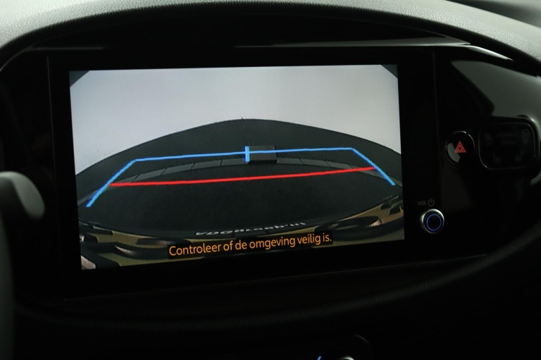 Toyota Aygo X - 1.0 VVT-i S-CVT Premium 9
