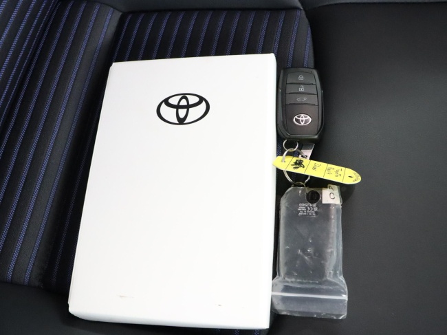 Toyota RAV4 - 2.5 Hybrid AWD Bi-Tone