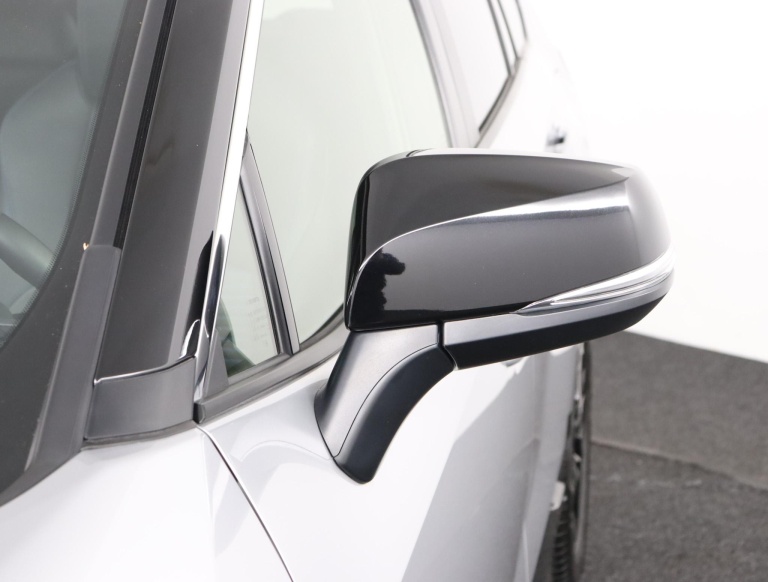 Toyota RAV4 - 2.5 Hybrid AWD Bi-Tone 37