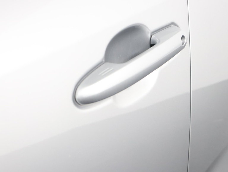 Toyota RAV4 - 2.5 Hybrid AWD Bi-Tone 39