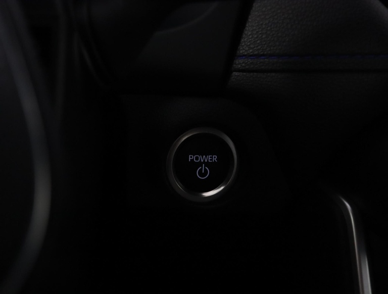 Toyota RAV4 - 2.5 Hybrid AWD Bi-Tone 43