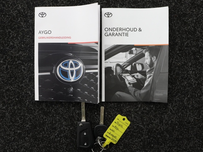 Toyota Aygo - 1.0 VVT-i x-joy