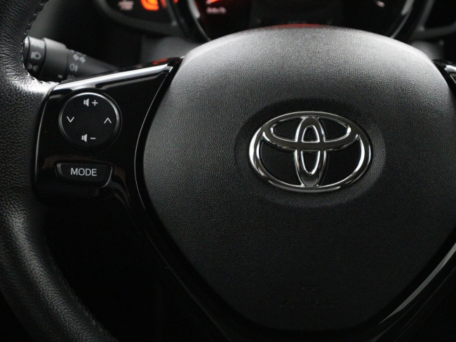 Toyota Aygo - 1.0 VVT-i x-joy