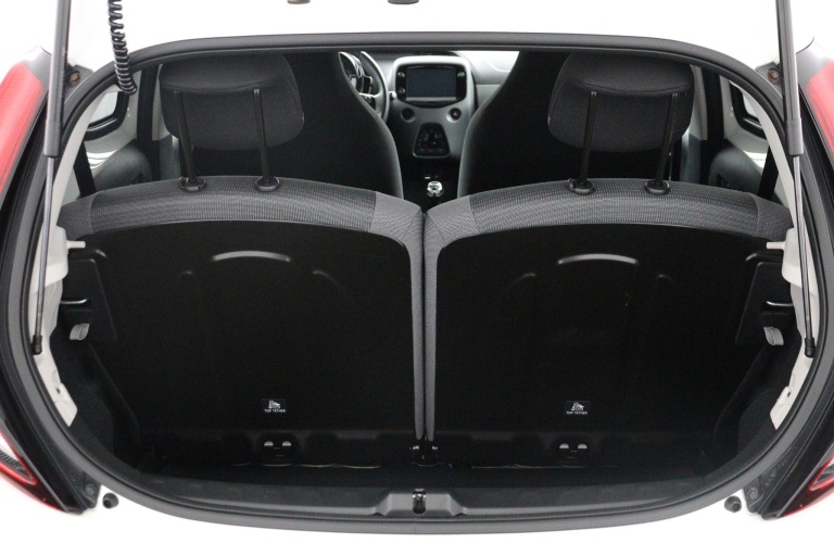 Toyota Aygo - 1.0 VVT-i x-joy 24