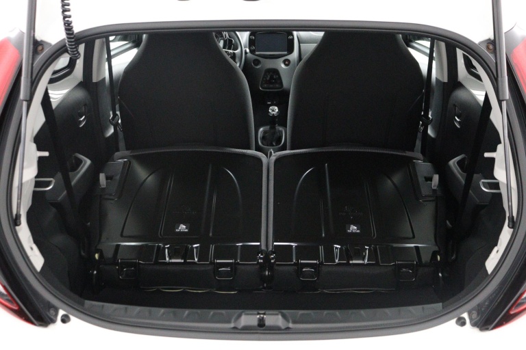 Toyota Aygo - 1.0 VVT-i x-joy 26
