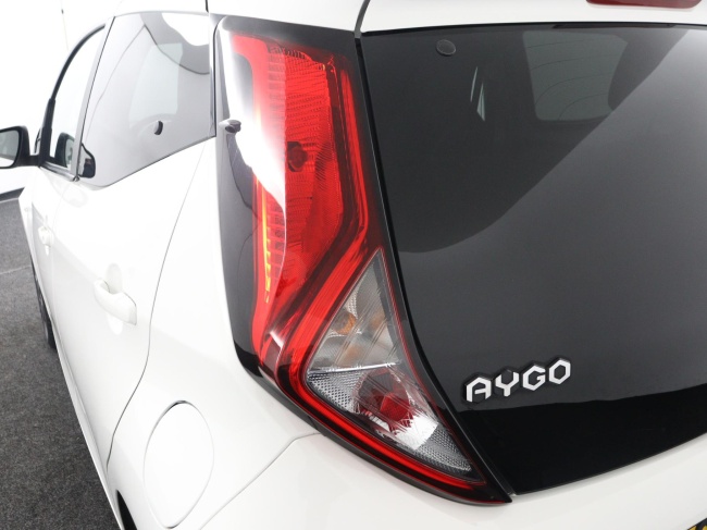 Toyota Aygo - 1.0 VVT-i x-joy