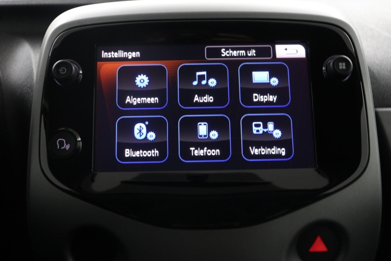 Toyota Aygo - 1.0 VVT-i x-joy 49