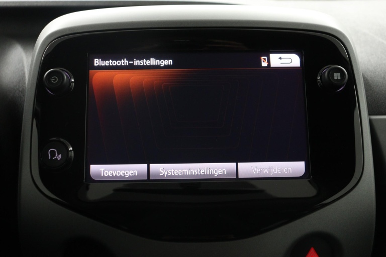 Toyota Aygo - 1.0 VVT-i x-joy 54