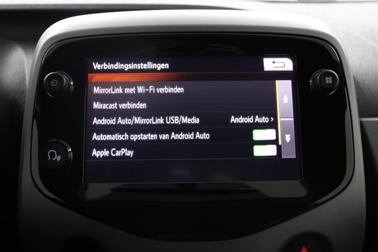 Toyota Aygo - 1.0 VVT-i x-joy 56