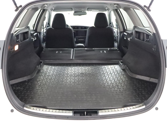 Toyota Auris Touring Sports - 1.8 Hybrid Dynamic Go