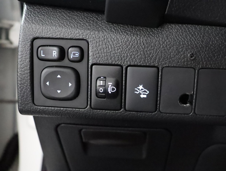Toyota Auris Touring Sports - 1.8 Hybrid Dynamic Go 28