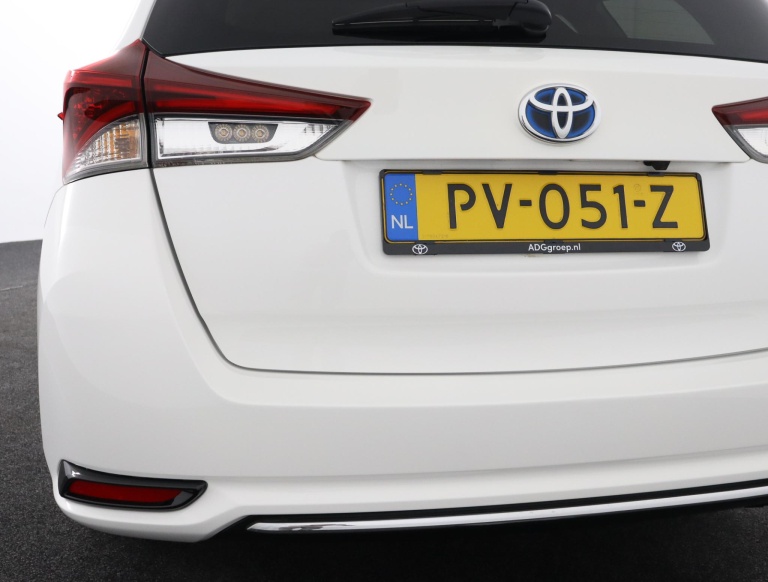 Toyota Auris Touring Sports - 1.8 Hybrid Dynamic Go 39