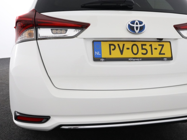Toyota Auris Touring Sports - 1.8 Hybrid Dynamic Go