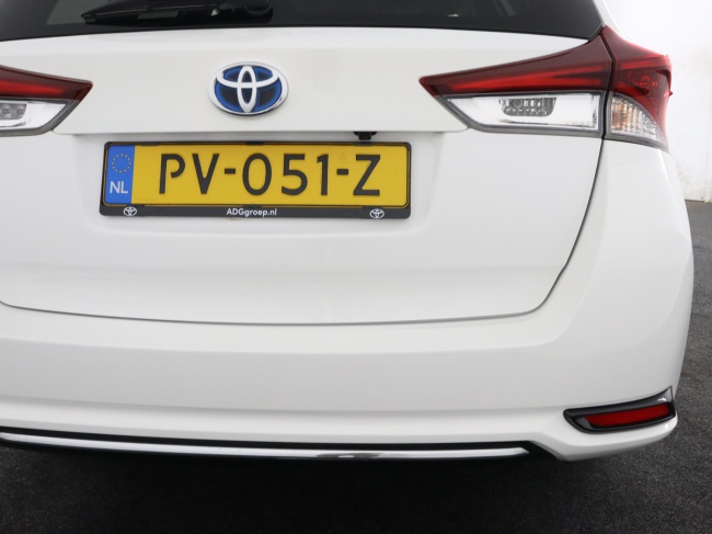 Toyota Auris Touring Sports - 1.8 Hybrid Dynamic Go