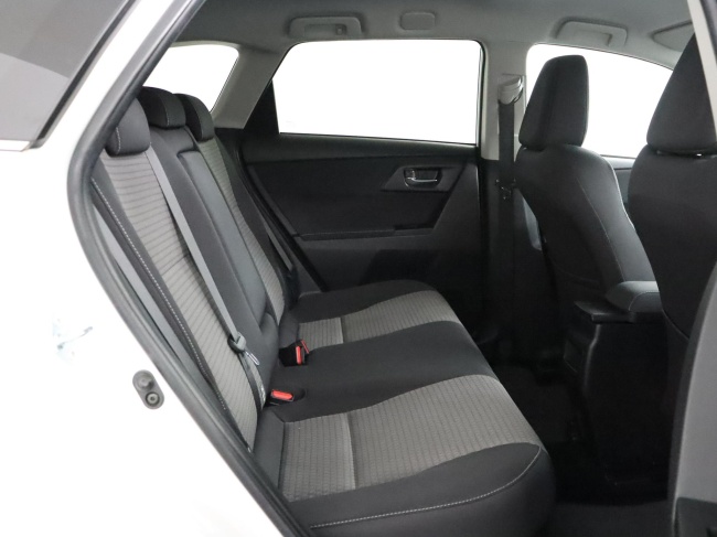 Toyota Auris Touring Sports - 1.8 Hybrid Dynamic Go