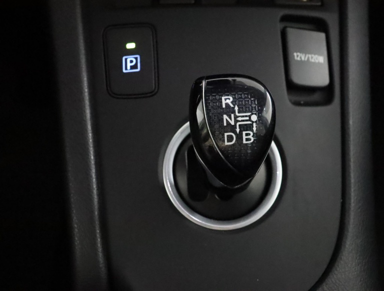 Toyota Auris Touring Sports - 1.8 Hybrid Dynamic Go 51