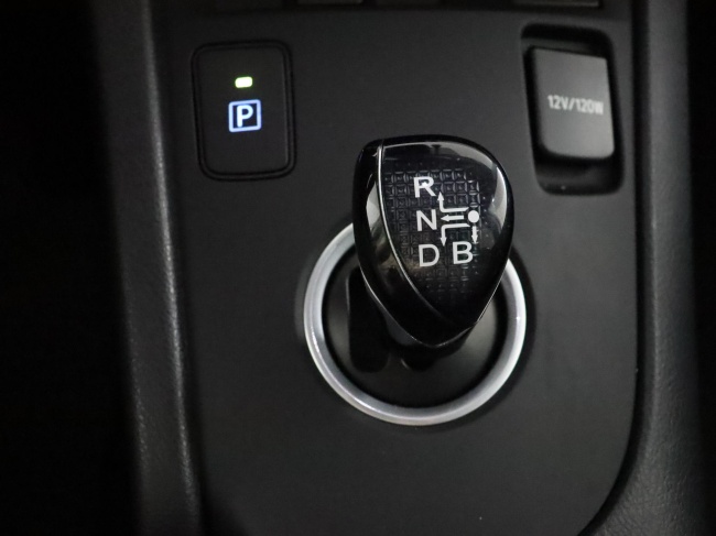 Toyota Auris Touring Sports - 1.8 Hybrid Dynamic Go