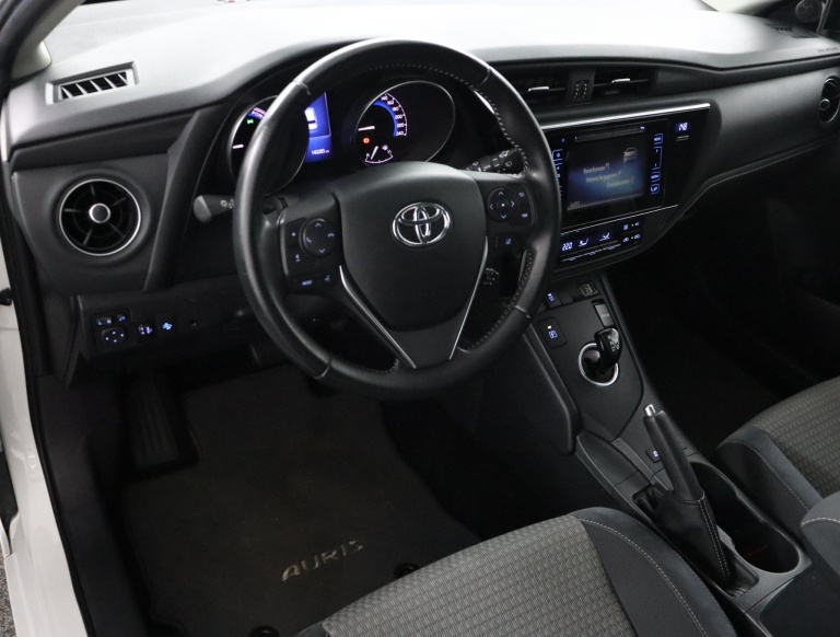 Toyota Auris Touring Sports - 1.8 Hybrid Dynamic Go 54