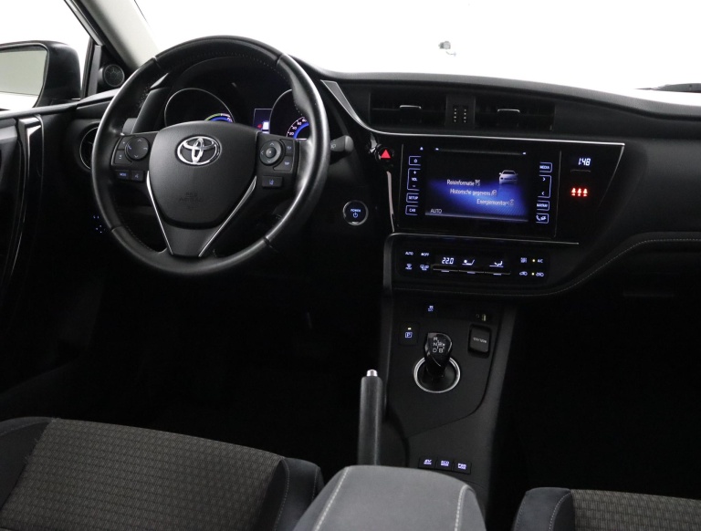 Toyota Auris Touring Sports - 1.8 Hybrid Dynamic Go 56