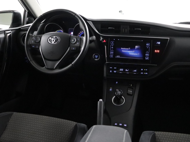 Toyota Auris Touring Sports - 1.8 Hybrid Dynamic Go